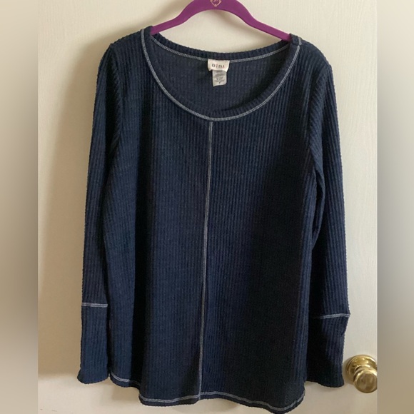 BiBi Tops - NWOT—BiBi Navy Blue Long Sleeve Thermal Top